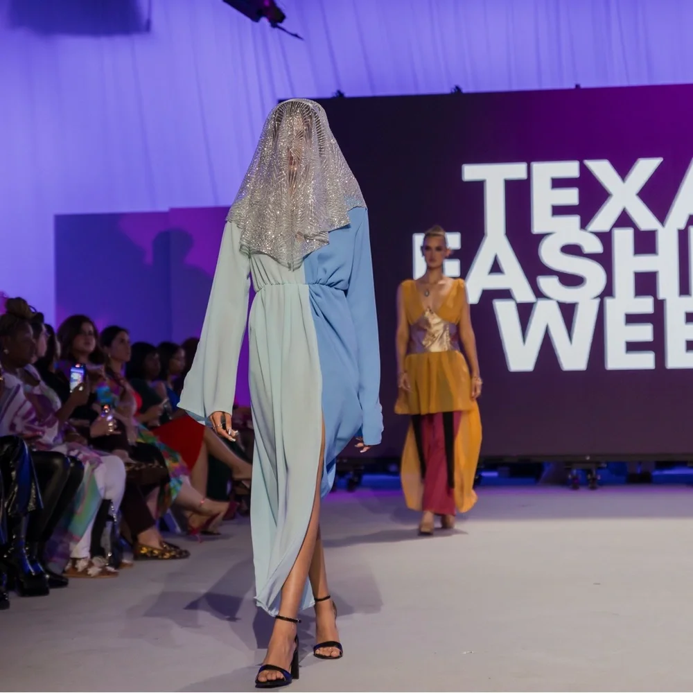 Sparkling Silver headband Veil with glitter - Picture 9 of 13